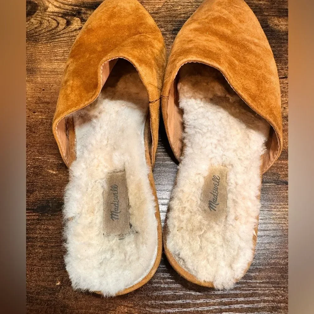 Madewell Sherpa lined slip‎ on size 7